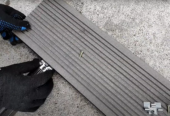 Монтаж террасной доски и ступеней (кратко)